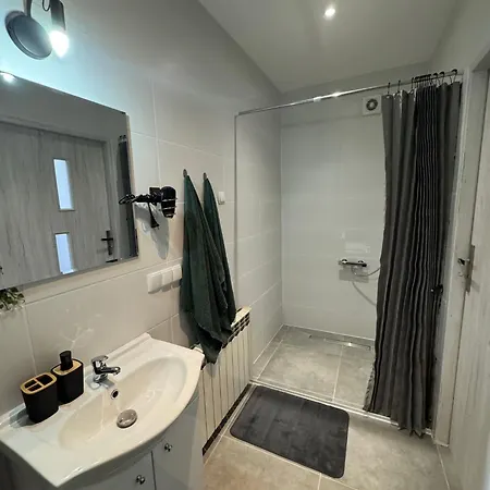 Apartamencik Przy Trasie Nr 2 Bílsko-Bělá