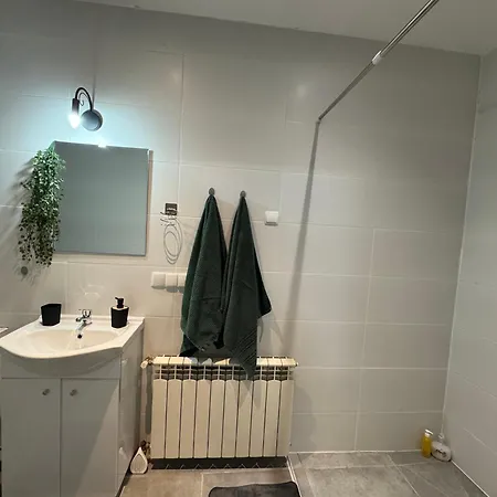 Apartamencik Przy Trasie Nr 2 Bílsko-Bělá
