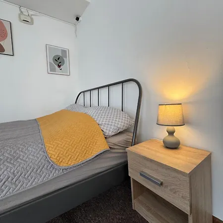 アパート Apartamencik Przy Trasie Nr 2